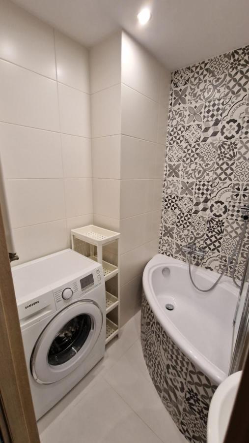 Apartament Na Wynajem Neumarkt Exterior foto